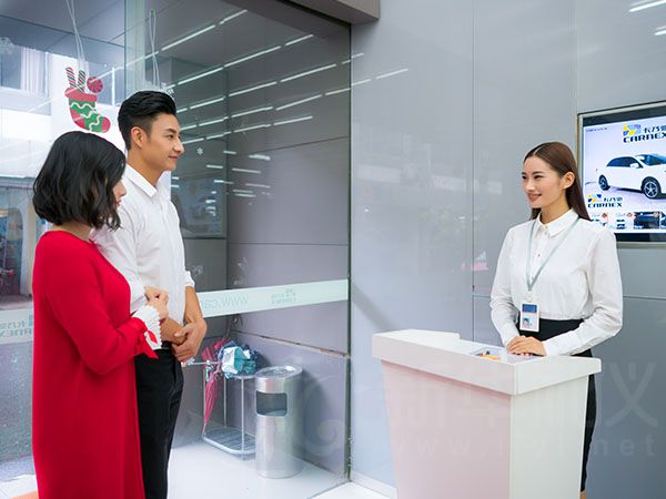新华礼伊汽车礼仪培训 (4).jpg
